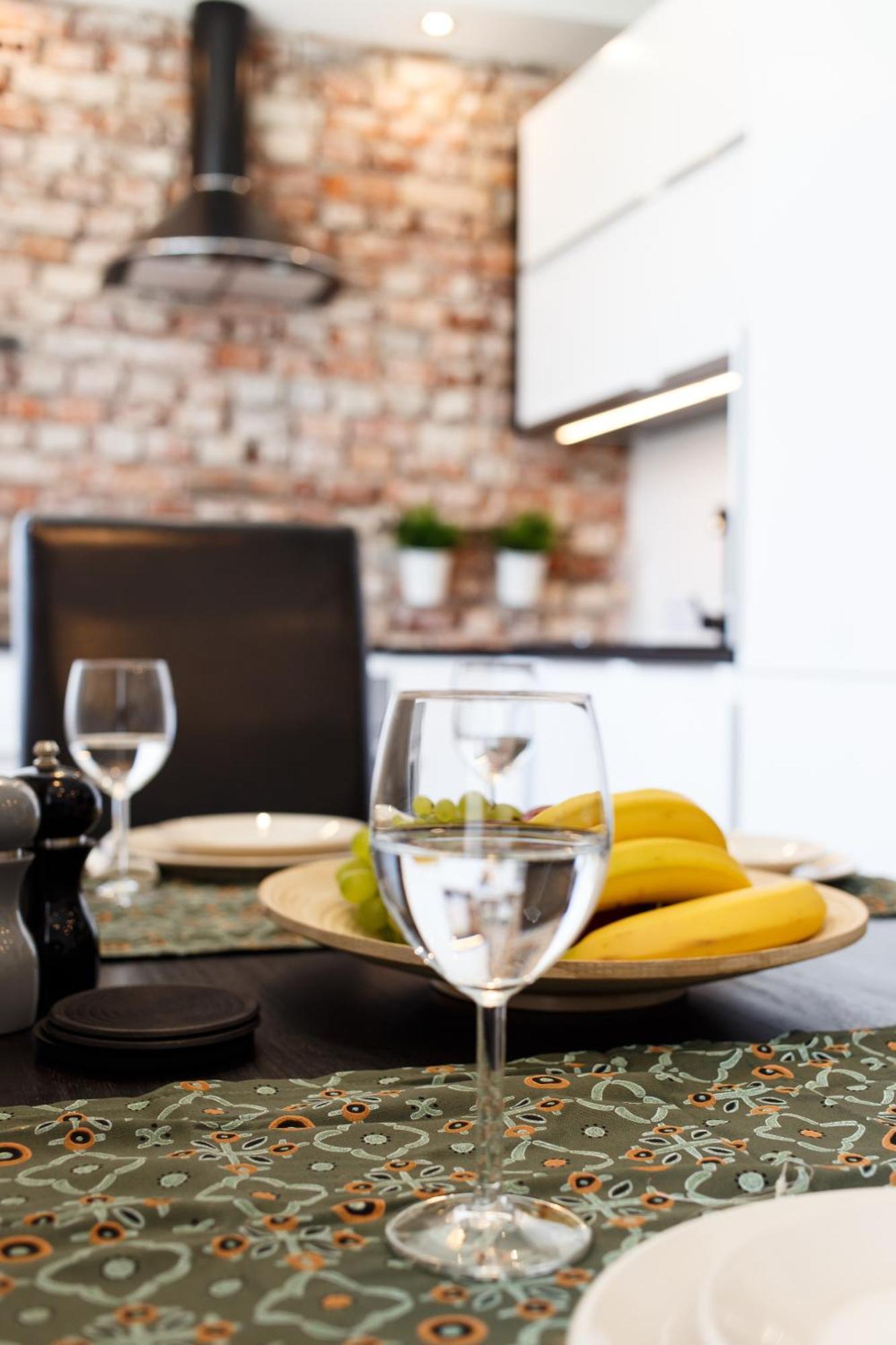 Apartamenty Sienkiewicza - Bezplatny Parking, Centrum, Park, Fv كيلتشي المظهر الخارجي الصورة