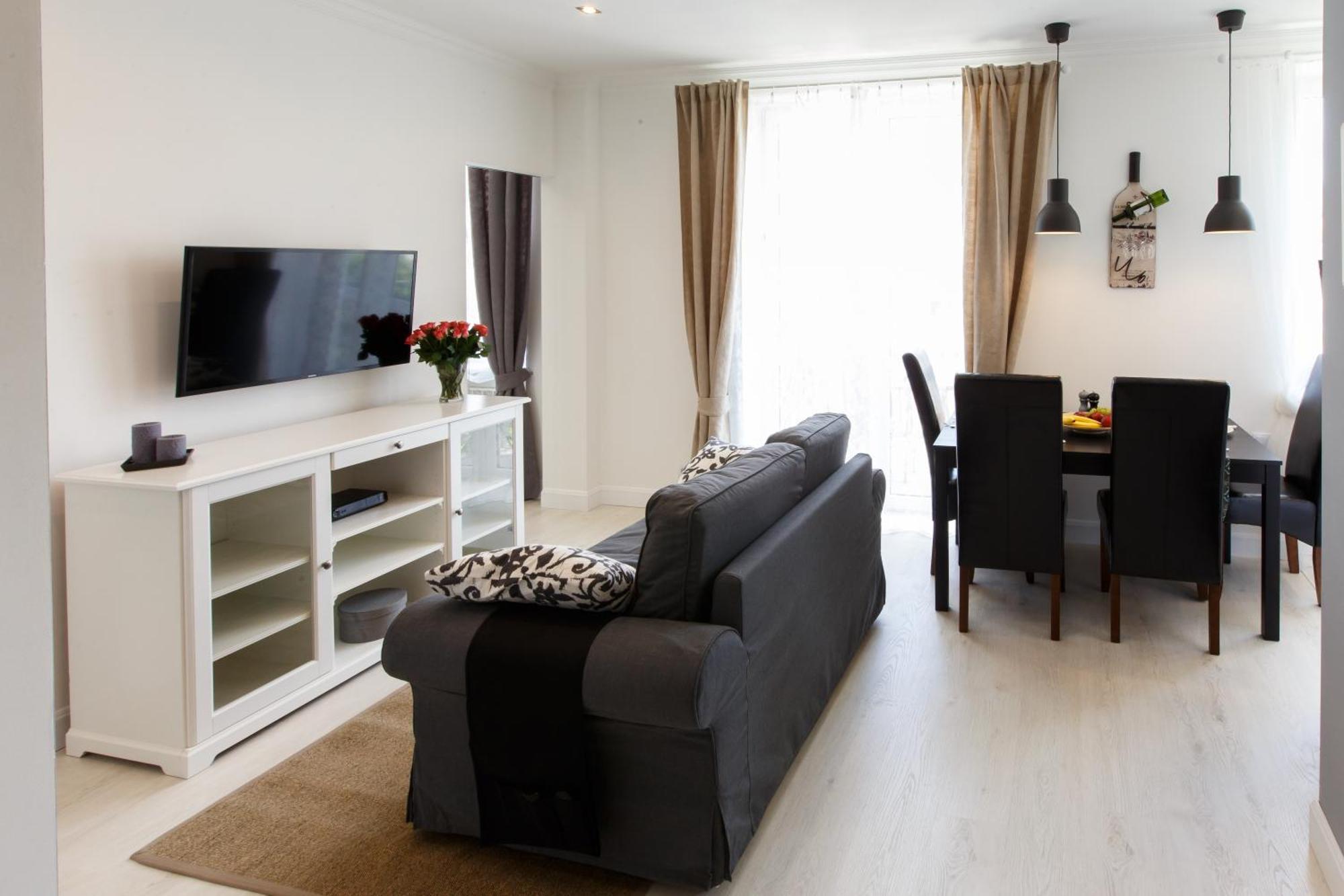 Apartamenty Sienkiewicza - Bezplatny Parking, Centrum, Park, Fv كيلتشي المظهر الخارجي الصورة