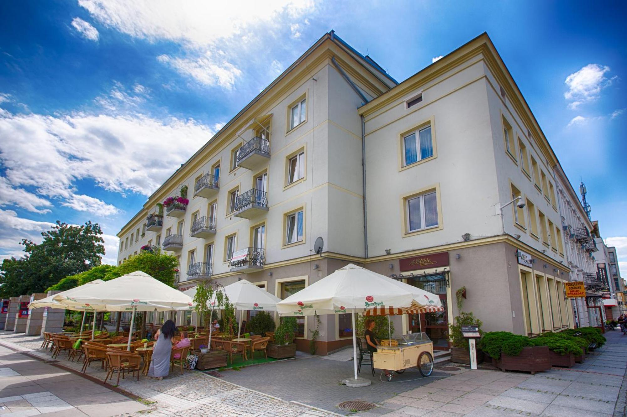 Apartamenty Sienkiewicza - Bezplatny Parking, Centrum, Park, Fv كيلتشي المظهر الخارجي الصورة