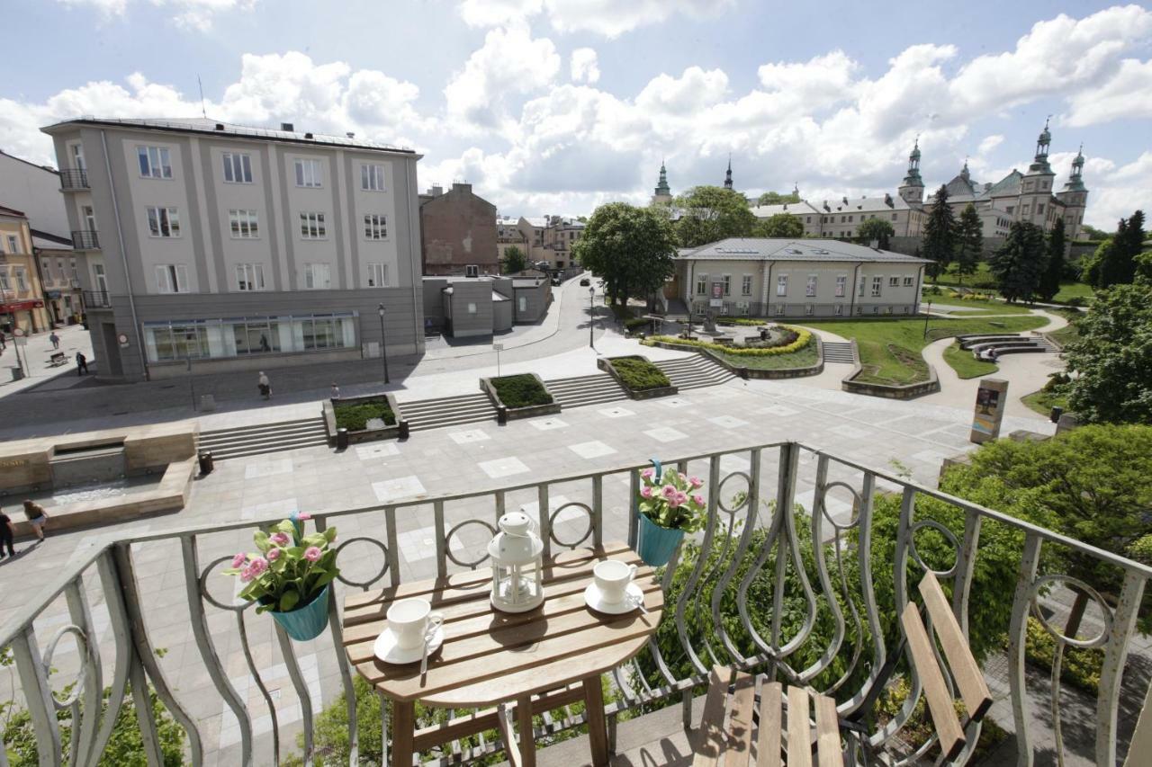 Apartamenty Sienkiewicza - Bezplatny Parking, Centrum, Park, Fv كيلتشي المظهر الخارجي الصورة